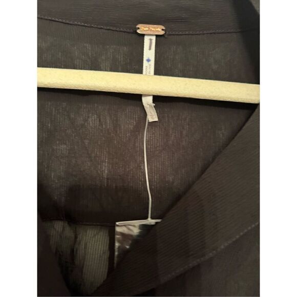 Free People NEW Michelle Long Sleeve Cropped Sheer Black Top size large - Picture 5 of 8